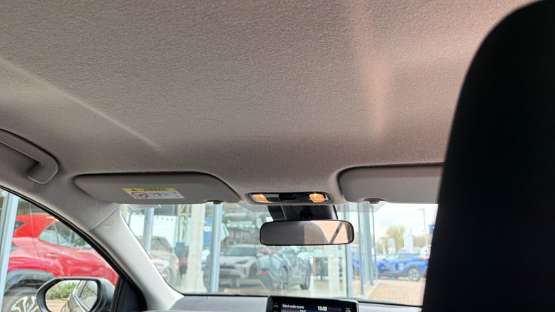 Toyota Yaris 1.5 Hybrid Design 5dr CVT Hybrid Hatchback